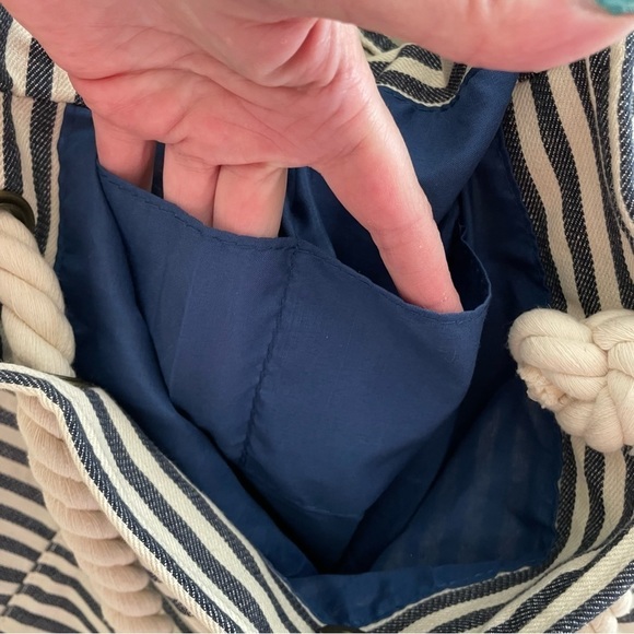 Ardene Nautical Rope Beach Tote - Picture 6 of 9